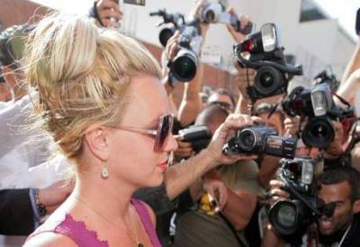 People spent years taking photos of Britney Spears. But did they ever actually look? - www.msn.com - USA