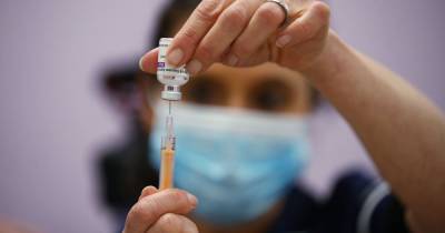 Bury vaccine centres deliver 35,000 Covid-19 jabs as council issues call to borough's most vulnerable - www.manchestereveningnews.co.uk