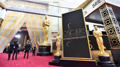 2021 Oscars Will Broadcast Live From Multiple Locations, Including Dolby Theatre - variety.com - Los Angeles - county Davis - county Clayton