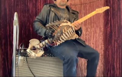 A man has turned his dead uncle’s skeleton into a guitar - www.nme.com - Greece