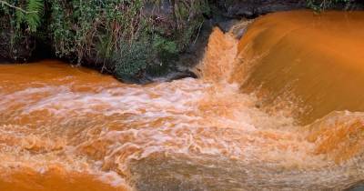 Scots locals baffled over 'Irn Bru' burn after stream turns bright orange - www.dailyrecord.co.uk - Scotland