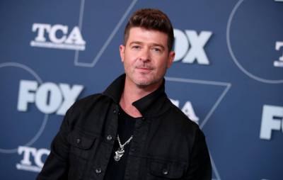 Robin Thicke defends ‘Blurred Lines’: “Everybody is meant to get up and dance. That’s all the song is meant to do” - www.nme.com