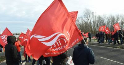 Hundreds of bus drivers in Manchester to strike in pay and conditions row - www.manchestereveningnews.co.uk - Manchester