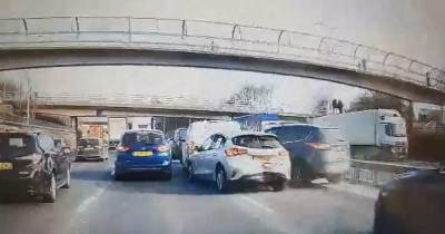 The terrifying moment cars smash into each other in massive M60 pile-up - www.manchestereveningnews.co.uk