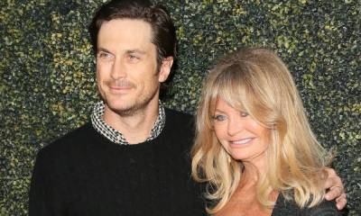 Goldie Hawn reacts with surprise to Oliver Hudson 'crying' in new video about his family - hellomagazine.com