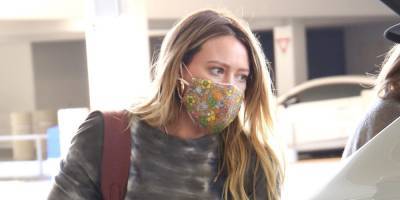 Pregnant Hilary Duff Arrives Back in LA After Wrapping 'Younger' In NYC - www.justjared.com - Los Angeles - county Young - county York