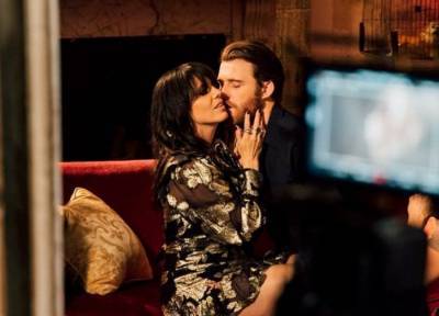 WATCH: Imelda May’s new music video features lots of celebs smooching - evoke.ie