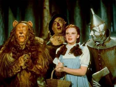 ‘Watchmen’ Director Nicole Kassell To Direct Remake Of ‘The Wizard Of Oz’ - theplaylist.net