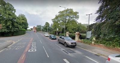 Driver smashed window and stole car keys and credit card in road rage attack - www.manchestereveningnews.co.uk - county Lane