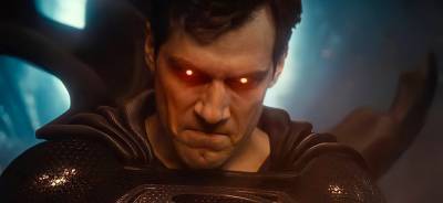 “Zack Snyder’s Justice League” Gets A Big Trailer - www.hollywoodnews.com