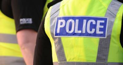 Man slashed by two thugs in his Paisley home - www.dailyrecord.co.uk