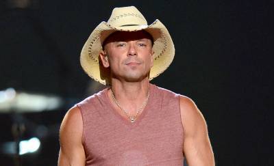 Kenny Chesney Mourns Death of Friend, Who Was Killed in a Helicopter Crash - www.justjared.com - Virgin Islands