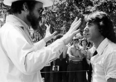 Alan J. Pakula Docu In Play; A Poignant Reminder Of Understated Director & His Seminal Films Including ‘All The President’s Men,’ ‘Sophie’s Choice’ & ‘Klute’ - deadline.com