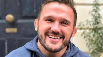 Bobby Rich: the man keeping David Beckham in shape in lockdown (one handstand at a time) - www.msn.com - Britain