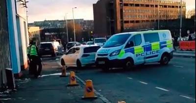Rampaging Scots driver rams police van before speeding off in Glasgow - www.dailyrecord.co.uk - Scotland