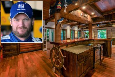 Dale Earnhardt Jr. sells Florida pirate ship home for $3M - nypost.com - Florida