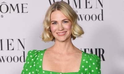 January Jones’ now-and-then photo proves she doesn’t age - hellomagazine.com