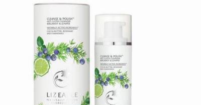 Review: Limited Edition Liz Earle Hot Cloth Cleanser Begramot and Juniper - www.manchestereveningnews.co.uk