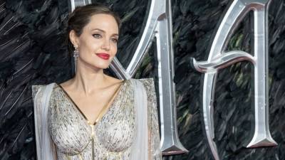 Angelina Jolie sells Churchill painting he gave as gift to FDR - www.foxnews.com - Morocco