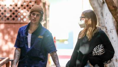 Justin Bieber & Wife Hailey Hold Hands While Running Errands Together - www.justjared.com - Los Angeles - Italy - Beverly Hills