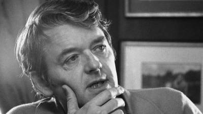 Hal Holbrook, prolific actor who played Twain, dies at 95 - abcnews.go.com - New York