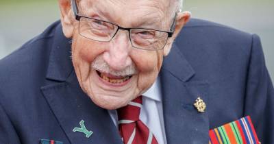 How much money did Captain Sir Tom Moore raise for the NHS? - www.manchestereveningnews.co.uk