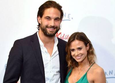 Love Island stars Camilla Thurlow and Jamie Jewitt are engaged (and he designed the ring) - evoke.ie