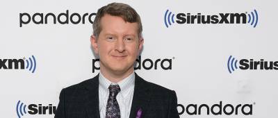 Ken Jennings Thanks Late Alex Trebek As His 'Jeopardy!' Hosting Gig Comes to an End - www.justjared.com