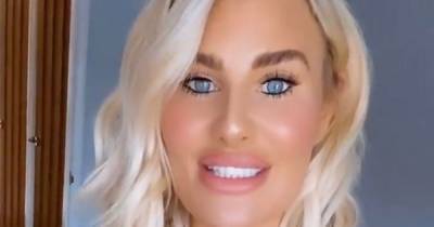 Danielle Armstrong shocked to find her size 10 jeans are too big after three stone weight loss following daughter's birth - www.ok.co.uk