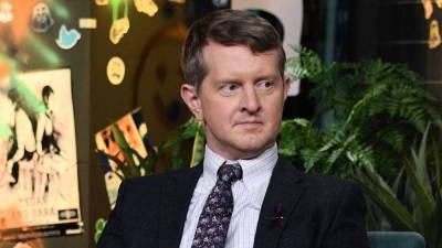 Ken Jennings Wraps 'Jeopardy!' Guest Hosting Gig With a Thank You to Alex Trebek - www.etonline.com