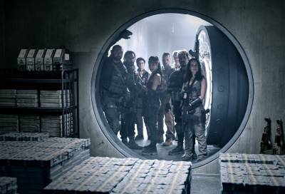 Zack Snyder’s Netflix Movie ‘Army Of The Dead’ Sets Summer Release Date - deadline.com - Las Vegas