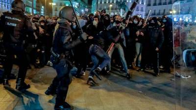 Spain arrests 80 in 3 nights of riots over rapper's jailing - abcnews.go.com - Spain