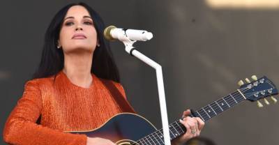 Kacey Musgraves’ new charity merch takes aim at Ted Cruz - www.thefader.com - Mexico