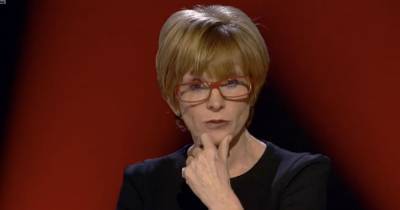 Anne Robinson mocks McDonald's worker's Scottish accent in savage Weakest Link clip - www.dailyrecord.co.uk - Scotland