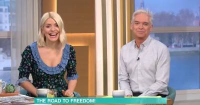 Holly Willoughby tells Phillip Schofield the weird thing she wants to do when lockdown ends in June - www.manchestereveningnews.co.uk