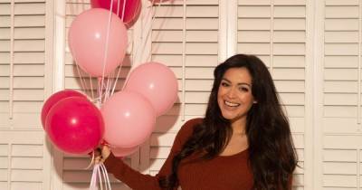 Casey Batchelor says she's expecting her third baby girl in three years as she flaunts blossoming bump - www.ok.co.uk