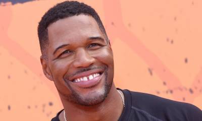 Michael Strahan gets fans talking with candid snapshot of his twins - hellomagazine.com - New York
