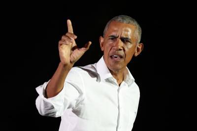 Barack Obama Says He Broke A Classmate’s Nose After Being Called A Racial Slur - etcanada.com - USA - Hawaii
