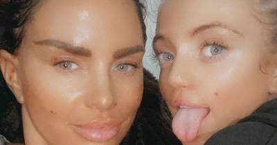 Fans beg Katie Price not to ruin her daughter Princess as she posts a picture of the pair fake tanning - www.ok.co.uk