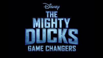 ‘The Mighty Ducks’s Emilio Estevez Talks Using Gordon Bombay Role As “Re-Entry Vehicle” To Acting - deadline.com