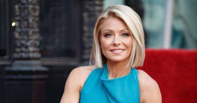 Kelly Ripa dazzles in a tropical pink dress perfect for spring - www.msn.com - county San Juan - area Puerto Rico