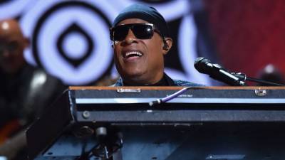 Stevie Wonder Says He's Moving to Ghana to Protect His Grandchildren from Injustice - www.etonline.com - Ghana