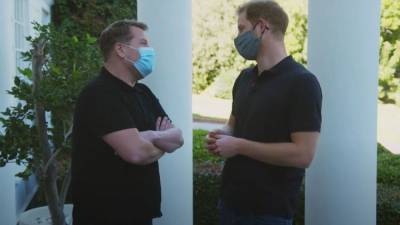 Prince Harry Uses the Bathroom in the 'Fresh Prince of Bel-Air' House With James Corden - Watch! - www.etonline.com - Los Angeles
