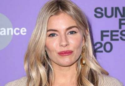 Sienna Miller says being hunted by paparazzi was like living in a video game: ‘It was assault’ - www.msn.com
