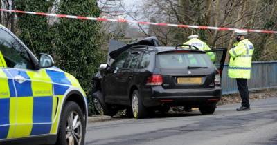 Cops close Paisley road after serious car crash - www.dailyrecord.co.uk - Scotland