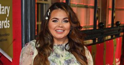 Scarlett Moffatt shows off before and after smile transformation after having gap in teeth fixed - www.ok.co.uk