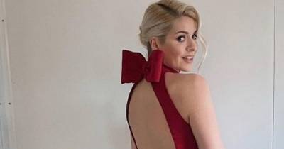 Holly Willoughby looks 'absolutely stunning' in backless dress as Dancing On Ice returns - www.manchestereveningnews.co.uk - Britain