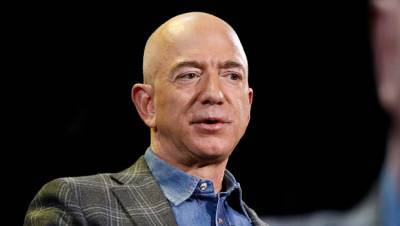 Jeff Bezos: 5 Things To Know About The Billionaire Stepping Down As Amazon’s CEO - hollywoodlife.com