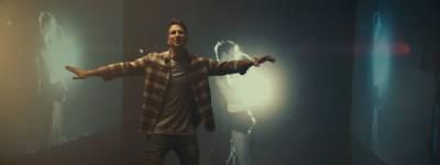Russell Dickerson Shares A Glimpse Of His Family Life In Touching ‘Home Sweet’ Music Video - etcanada.com