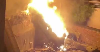 Car 'fireball' as motor bursts into flames and falls from Glasgow parking lot - www.dailyrecord.co.uk - Scotland